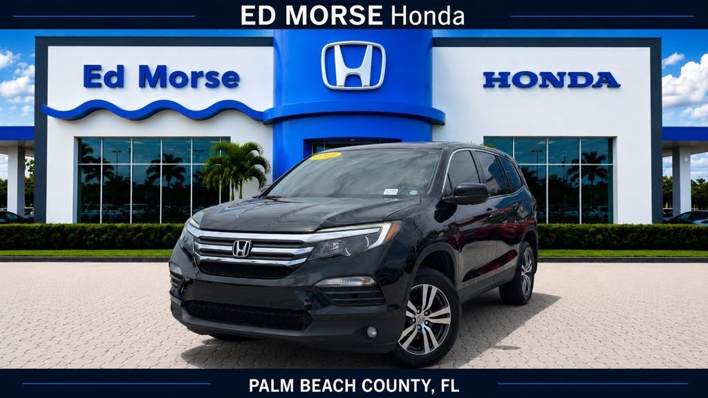 2018 Honda Pilot EX-L in Green — front three-quarter view