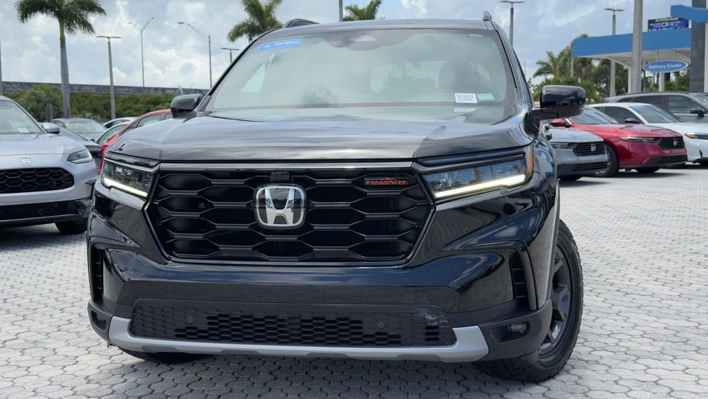 2025 Honda Pilot — rear three-quarter view